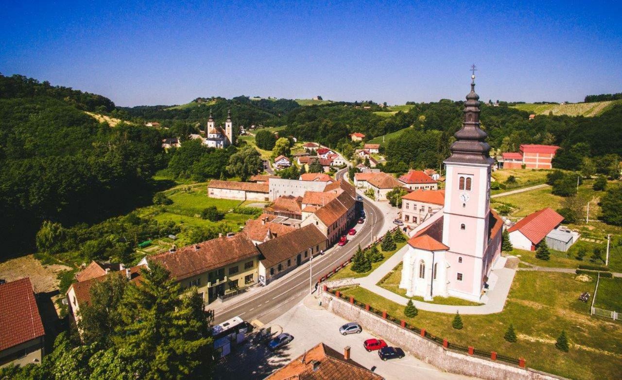 Hotel Kavana I Sobe Monika Grabrovnik Exteriér fotografie