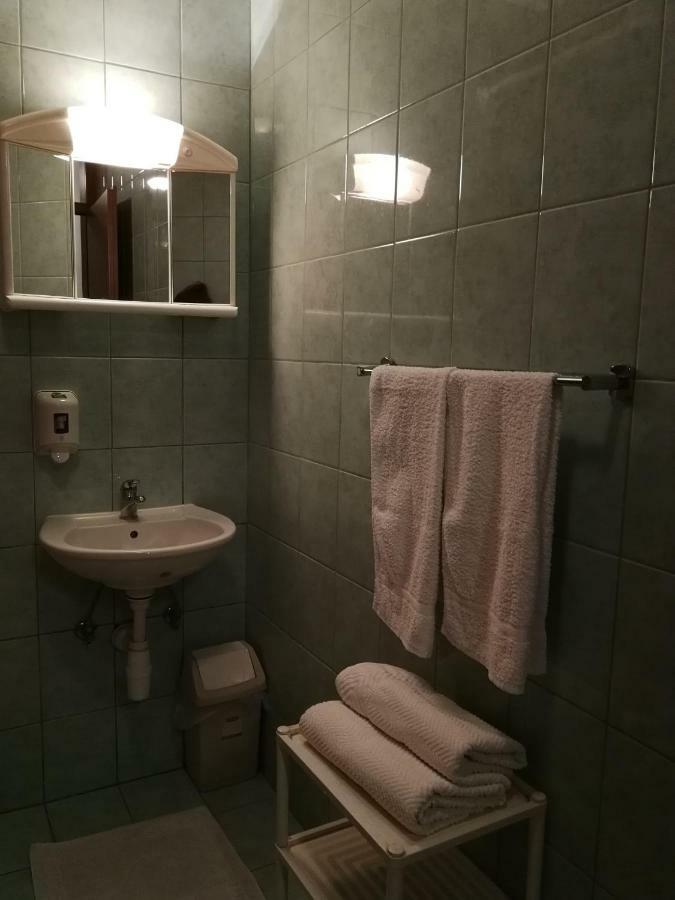 Hotel Kavana I Sobe Monika Grabrovnik Exteriér fotografie