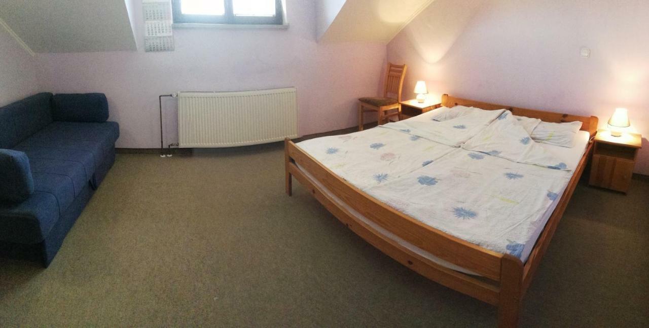 Hotel Kavana I Sobe Monika Grabrovnik Exteriér fotografie